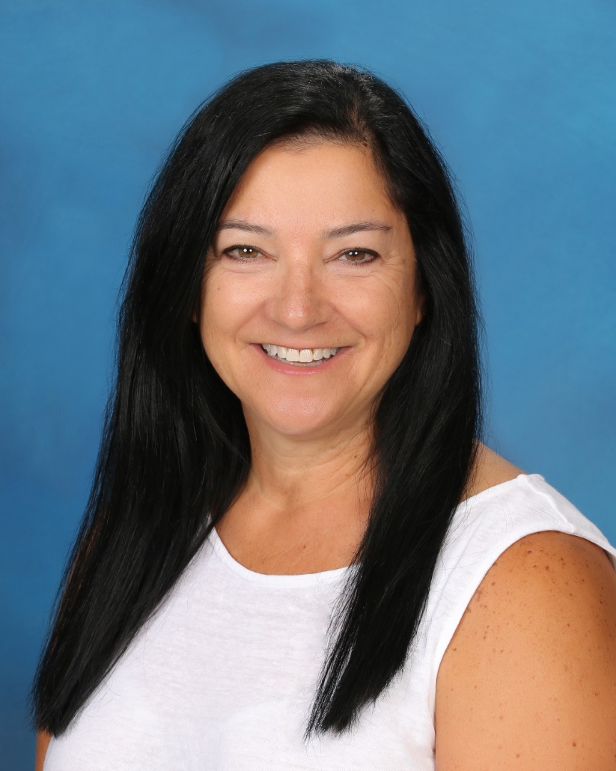 Mrs. Stephanie Walls